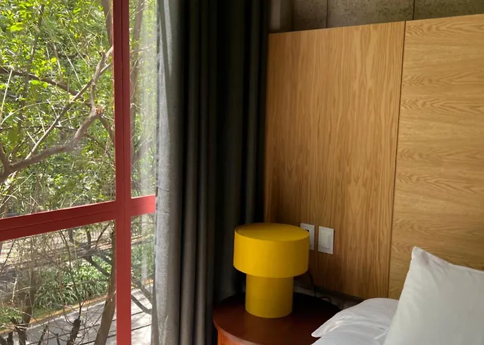 Xolo Condesa 4*